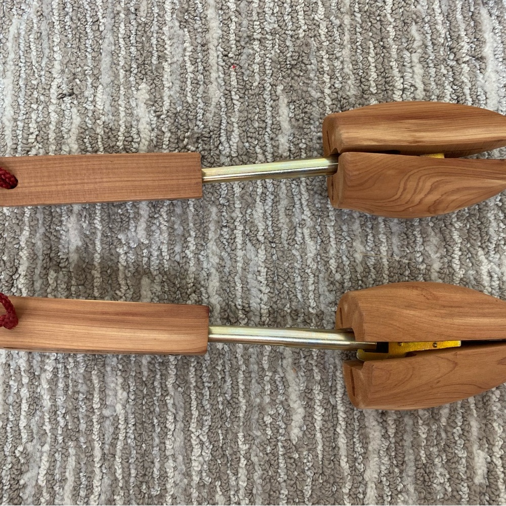 Nordstrom Cedar Shoe Trees with Metal Accents Size Small